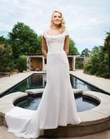 Mermaid/Trumpet Off-the-shoulder Chapel Train Appliques Wedding Dress