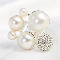 Charming Star Chart Crystal Pearl Cocktail Ring