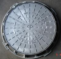 Round manhole cover and frame