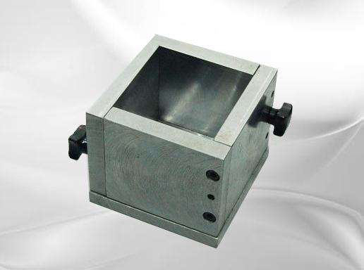 CEMENT THREE GANG MOULD