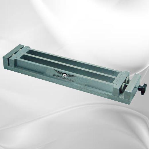 Three Gang Prism Shrinkage Moulds