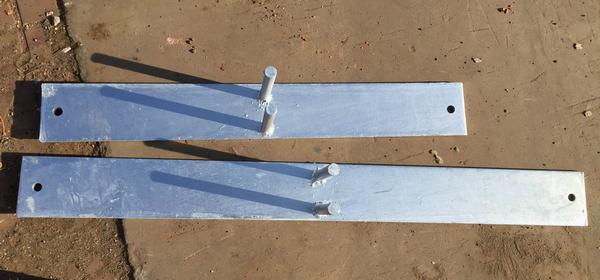 Base plate, plate of fence, plate of portable fence
