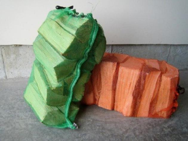 KILN DRIED FIREWOOD HARDWOOD IN BAGS