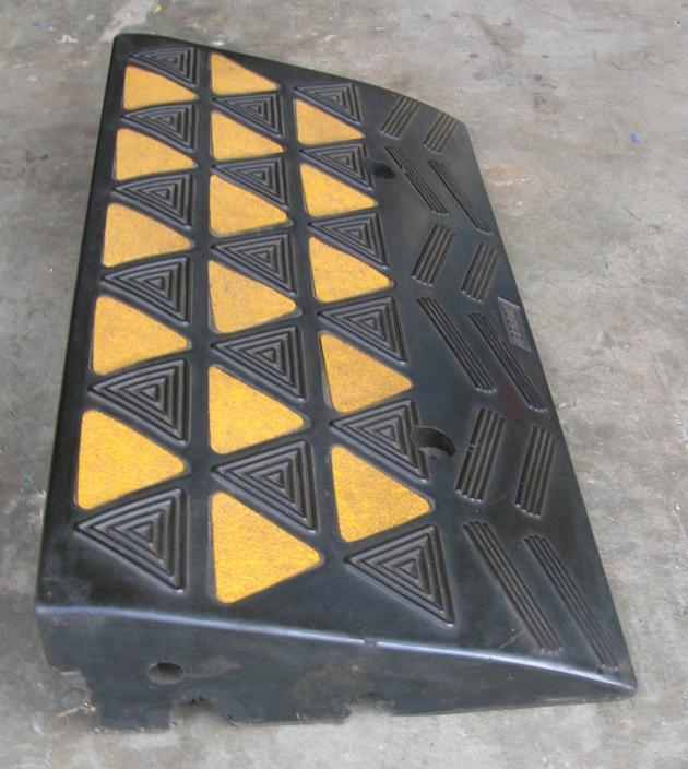 Black Yellow Kerb Ramp