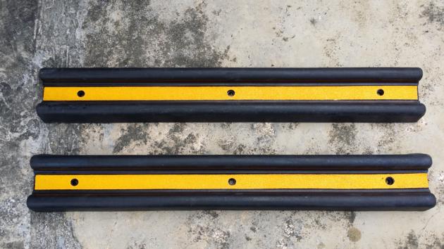 Rubberised B Fender
