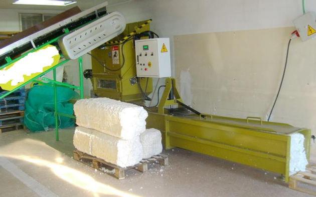 EPS Recycling With GREENMAX APOLO C200