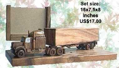 GW-115 Wooden Truck photo frame holder