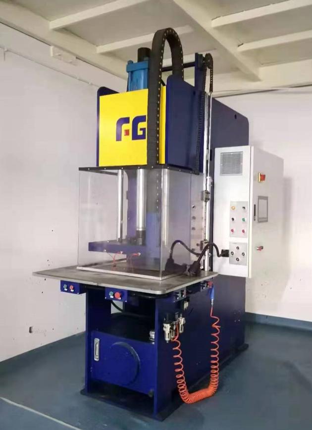 Ceramic Core Injection Machine