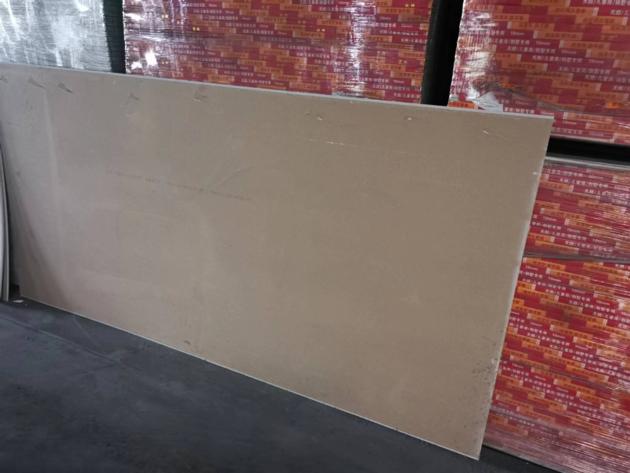 on sale good price Gypsum plaster board in stock fast delivery