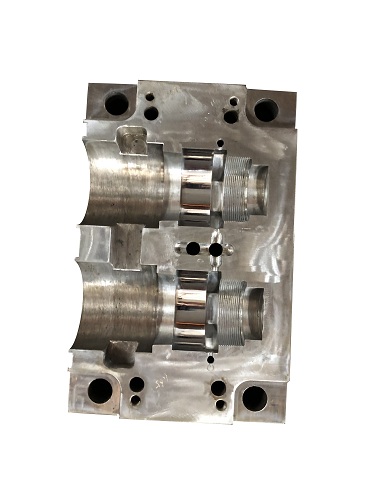 Outer-threaded plastic pipe mould