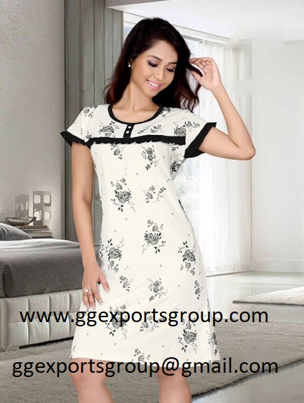 Black And White Floral Print Night Dress