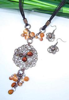 Style Necklace Set