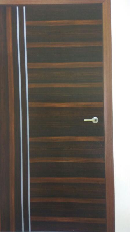 LAMINATED DOOR