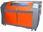 laser engraving and cutting machine with automatically ascending and descending working table