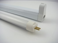 LED T5