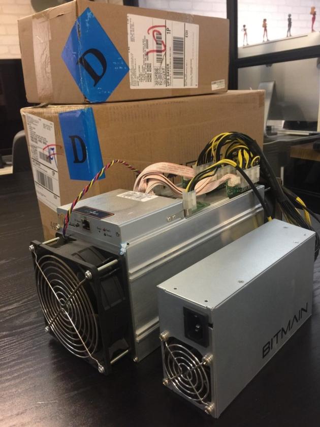 Bitmain Antminer S19 95TH Bitcoin Miner