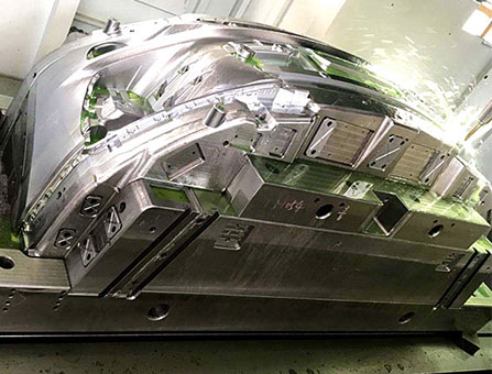 Auto Bumper Mould