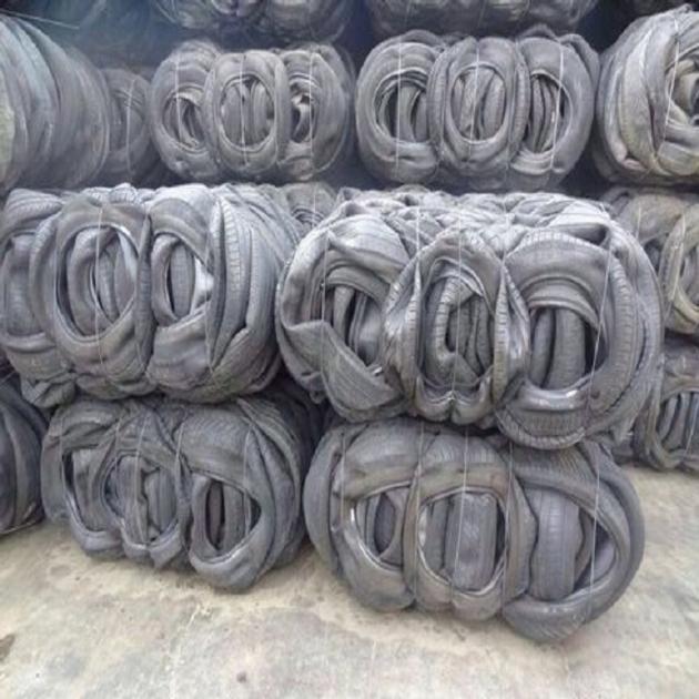 TYRE SCRAPS IN BALES