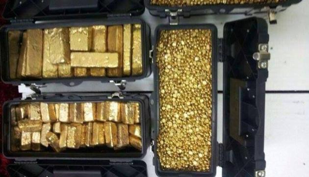 GOLD BARS And Nuggets