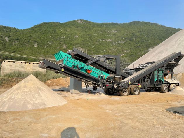 Tire Mobile Impact Sand Making Machine