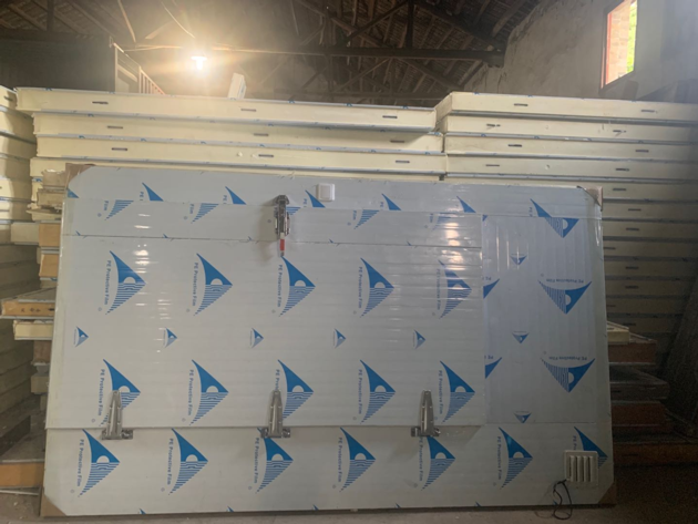 Popular High Quality Fish Storage Mobile