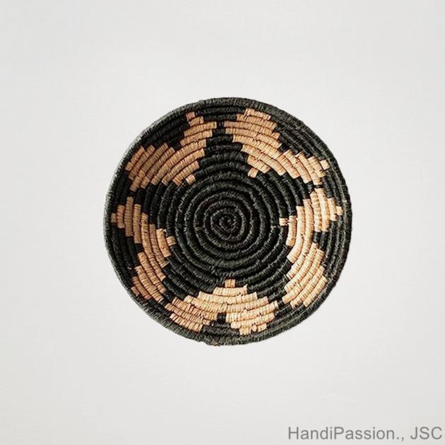 Patterned Seagrass Woven Basket Wall Decor
