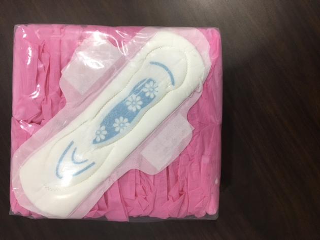 Large Folded Sanitary Napkins