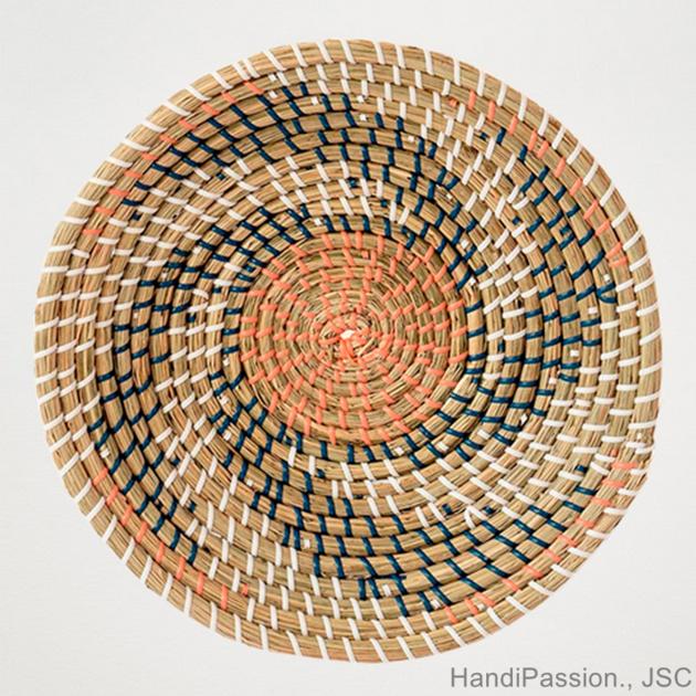 Patterned Seagrass Woven Basket Wall Decor