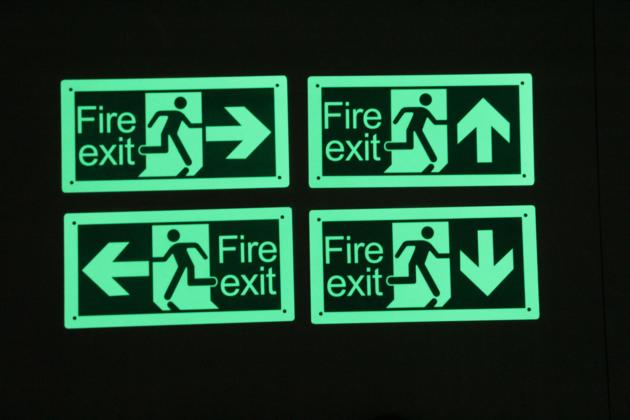 China Customized high quality Photoluminescent Emergency Signs manufacturer