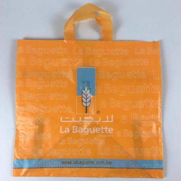 PLASTIC CATERING BAGS WITH SOFT LOOP