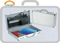 Aluminum laptop cases