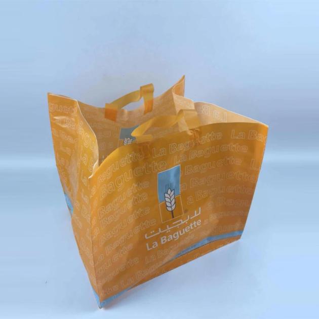 PLASTIC CATERING BAGS WITH SOFT LOOP