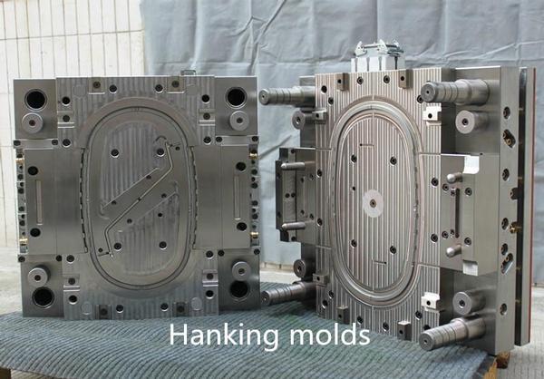 Plastic injection mould