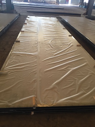 Explosion cladding metal material 