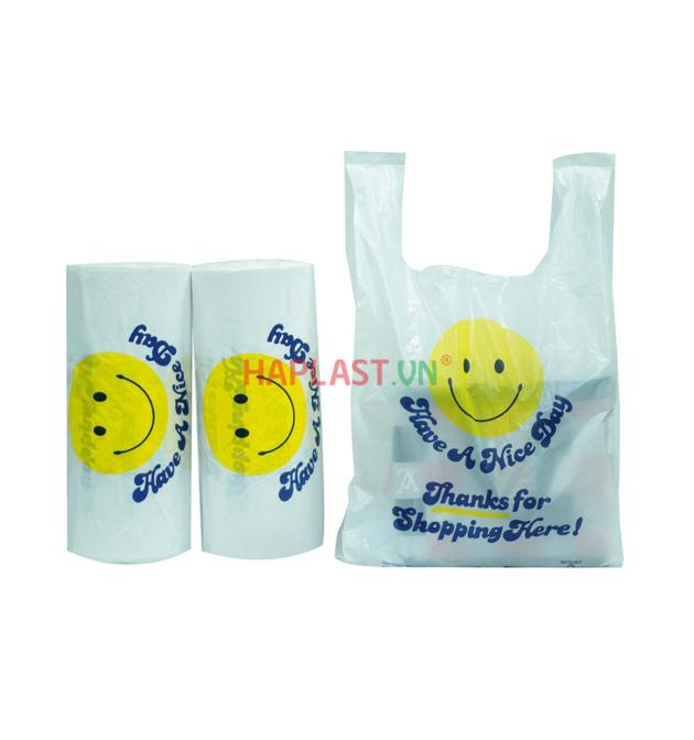 T-Shirt Plastic Bag On Roll 