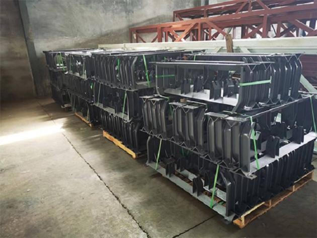 CONVEYOR IDLER SUPPORT