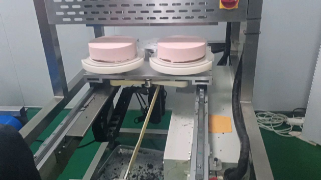 Automatic Cheesecake Cutting Machine Ultrasonic Cake