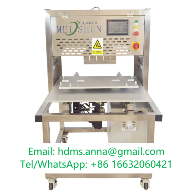 Chocolate mousse cake frozen thousand layer cake rotary ultrasonic food cutting tool