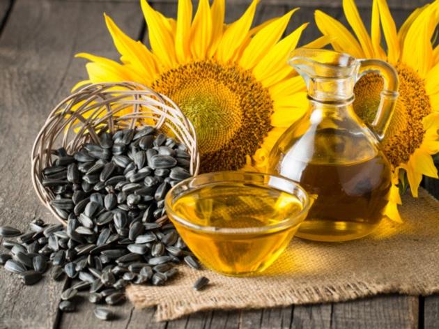 Refined cooking oil(Sunflower oil, Corn Oil, Palm Oil, Soybean Oil, Coconut Oil,