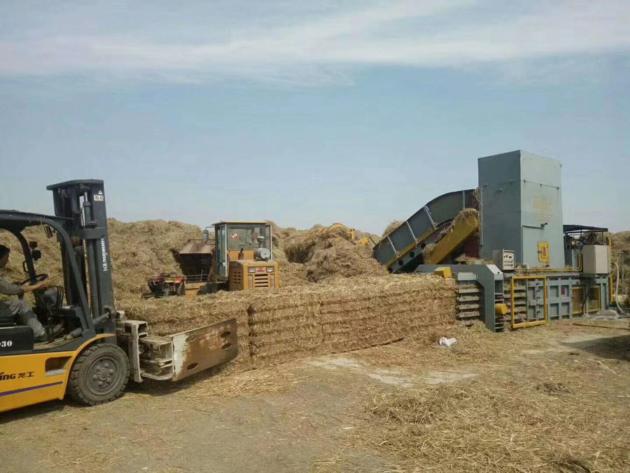 horizontal type semi-automatic baler straw baler with conveyor