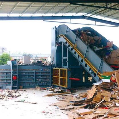 Automatic waste paper press machine with conveyor