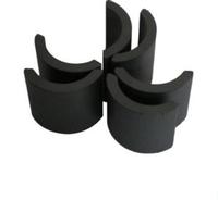Arc ferrite magnet