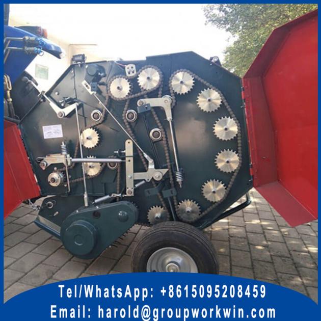 New Holland Round Baler