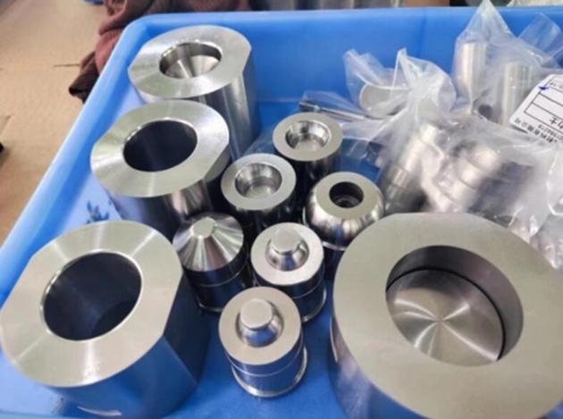 Carbide Mold Components