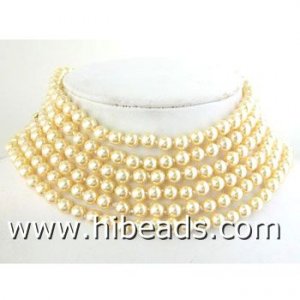 shell pearl necklace