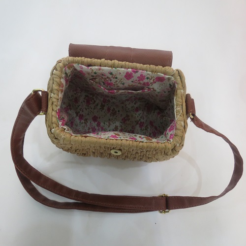 Unique Hand Woven Handbag Design