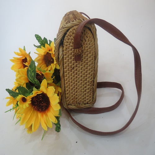 Unique Hand Woven Handbag Design