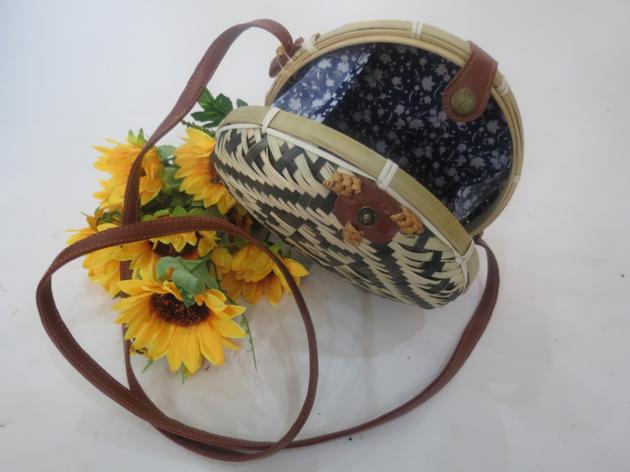 Unique Hand Woven Handbag Design