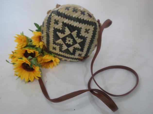 Unique Hand Woven Handbag Design