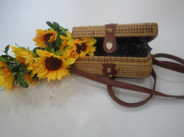 Unique Hand Woven Handbag Design